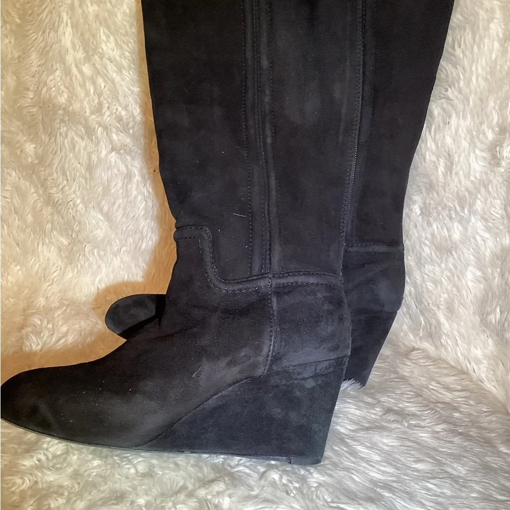 Tory Burch Irene Tall Black Suede Wedge Boots size 7